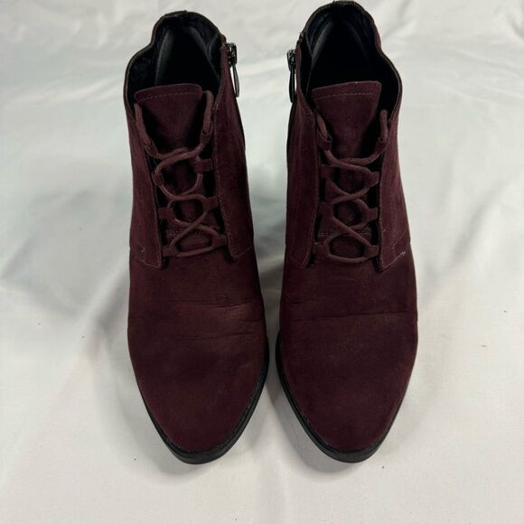 Franco Sarto Lennon Red Wine Faux Suede Lace-up Wedge Ankle Booties Size 10 M - Picture 3 of 9